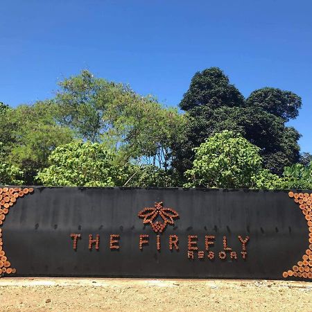 The Firefly Resort Семпорна Екстер'єр фото
